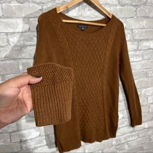 American Eagle Women's Small Brown Cable Knit Sweater Wool Blend Long Sleeve EUC